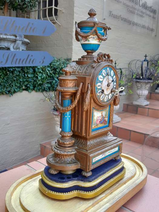 A 19th Century French-style MARSHALL & SONS Edinburgh Gilt Metal and Hand-Painted Ceramic Clock w...