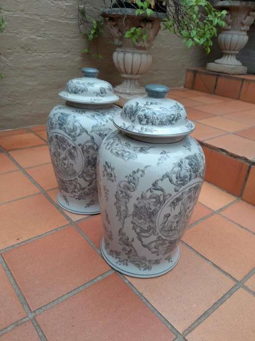 A 20th Century Set  Of Four Ceramic Ginger Jars