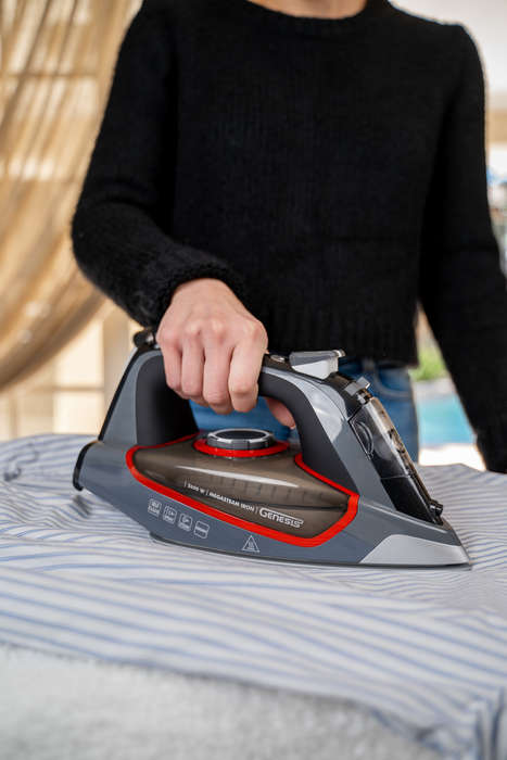 DEMO | Genesis Mega Steam Iron | Ceramic soleplate