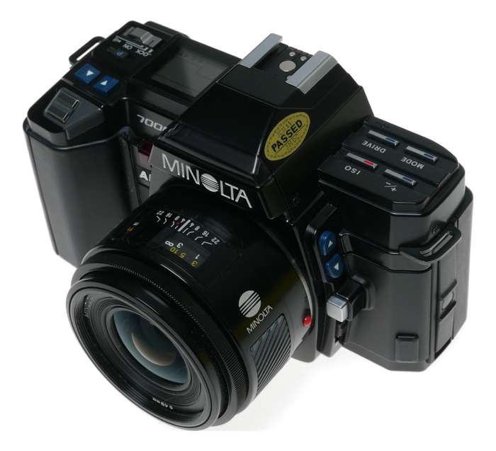 Minolta 7000 AF Black film camera 28mm 1:2.8 lens 2.8/28mm