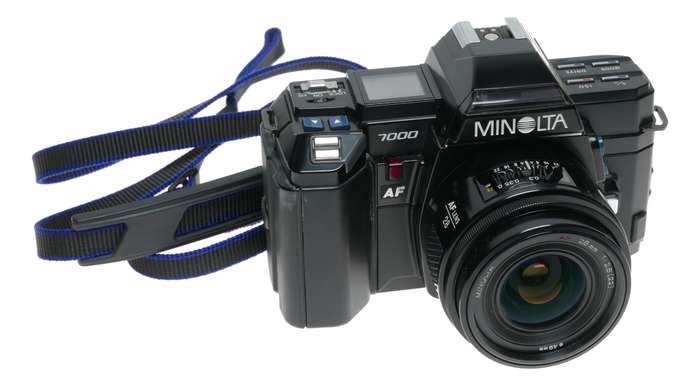 Minolta 7000 AF Black film camera 28mm 1:2.8 lens 2.8/28mm