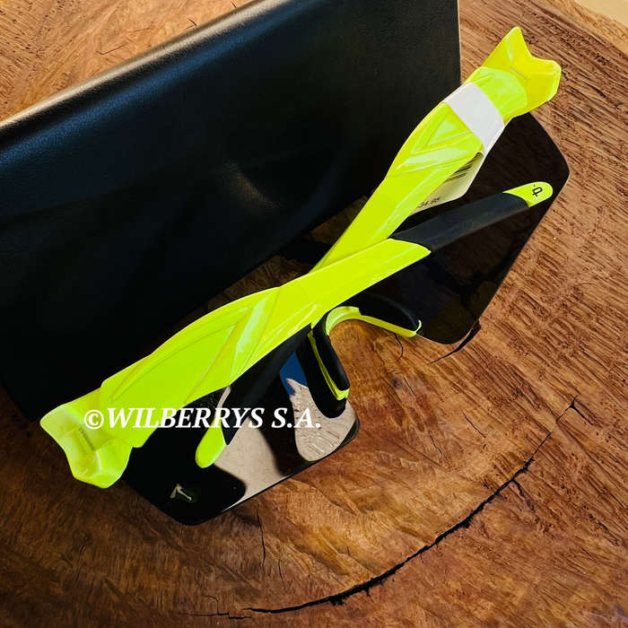 R30 courier! PRIVE REVAUX Men`s OFF THE GRID / LIME GREEN POLARIZED Sunglasses **100% AUTHENTIC**