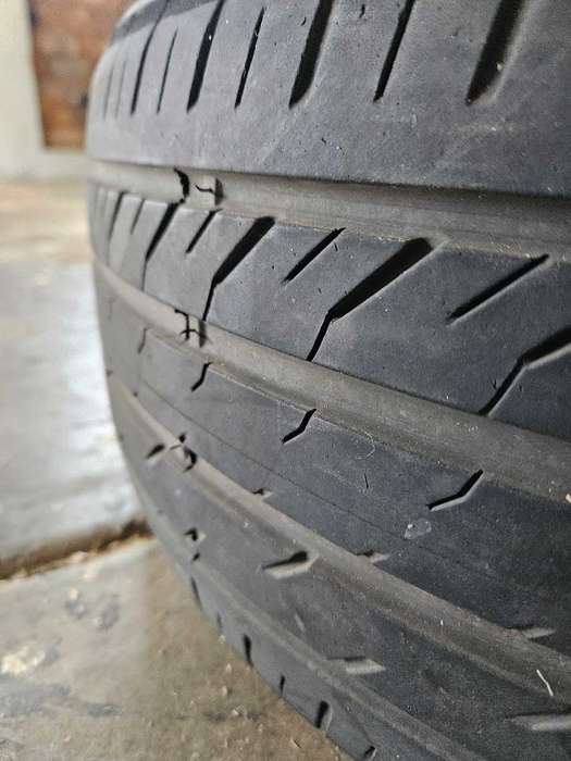 Davanti Tyres 235/45 R19