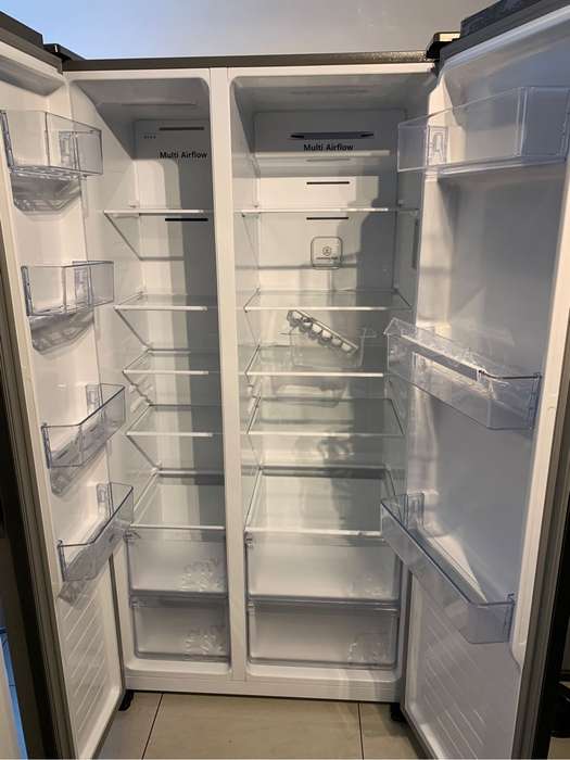Hisense 508l Fridge/Freezer Side by Side Door