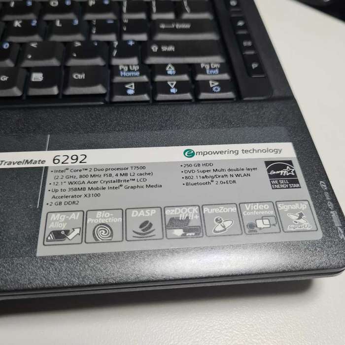 ACER TRAVELMATE 6292. Windows 7 laptop