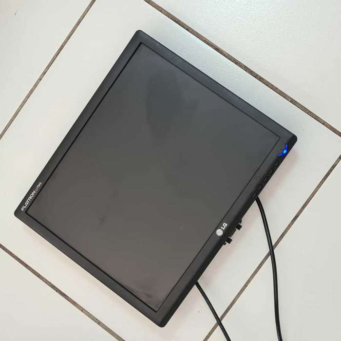 LG FLATRON L1734S-BN 17inch MONITOR