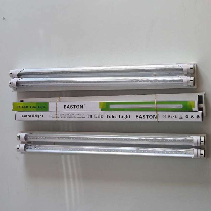 T8 LED Tube lights x 3 pairs.
