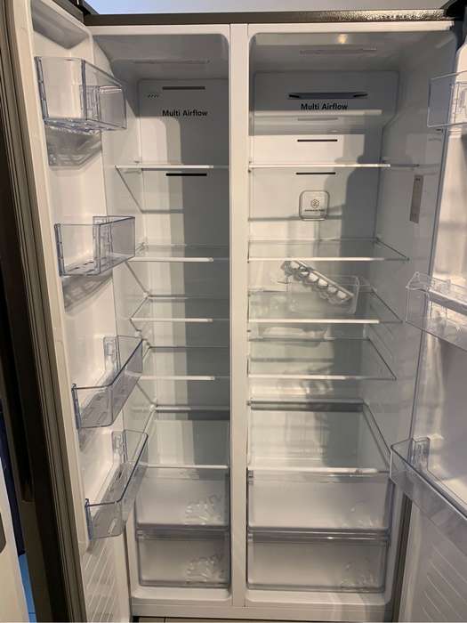 Hisense 508l Fridge/Freezer Side by Side Door