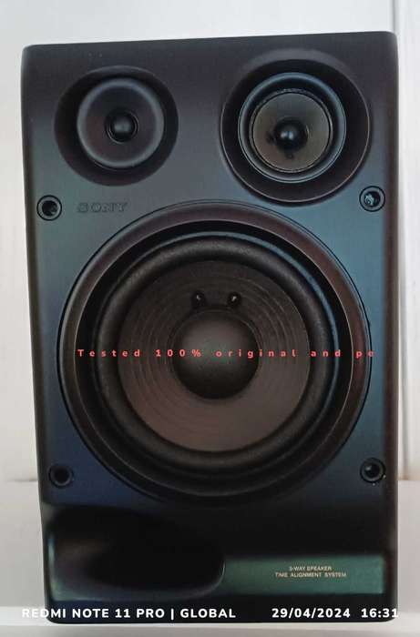 Sony bookshelf speakers left and right 3 way.