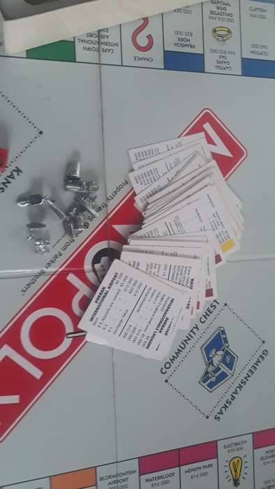 MONOPOLY PRIMA BOARD GAME - COMPLETE - METAL PIECES - VINTAGE GAME