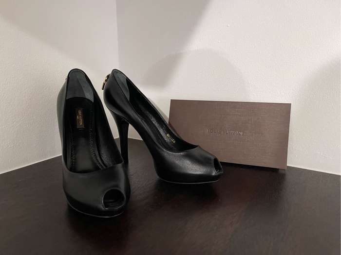 Original Louis Vuitton High Heels Shoes