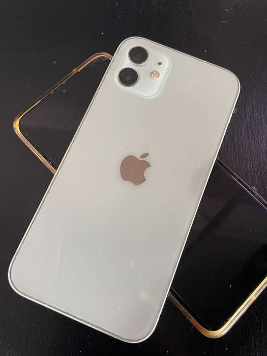 iPhone 12