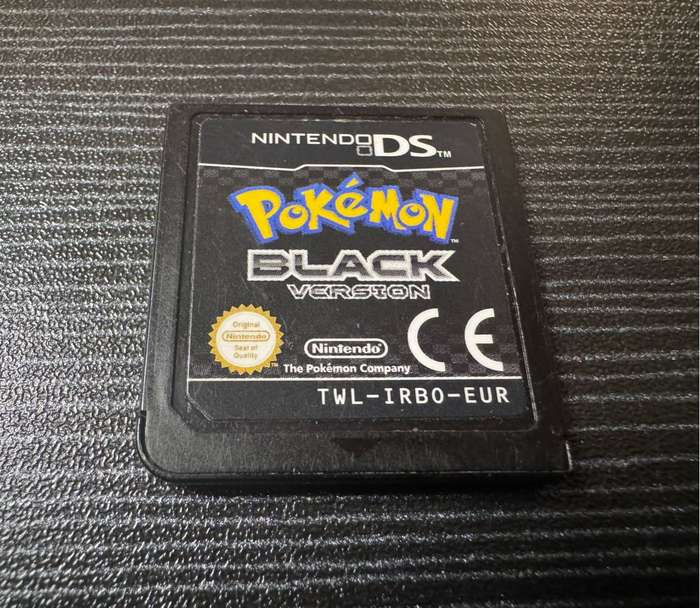 Pokemon Black Version - Nintendo DS Game