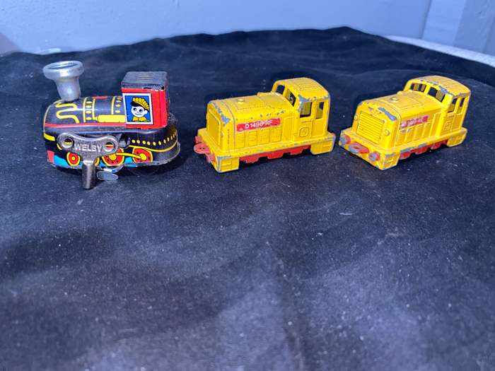Train cars
