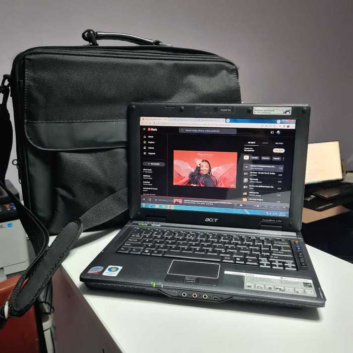 ACER TRAVELMATE 6292. Windows 7 laptop