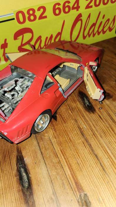Ferrari GTO 1984 Bburago