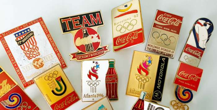 23 COCA-COLA VINTAGE PINS - AS FROM 1988