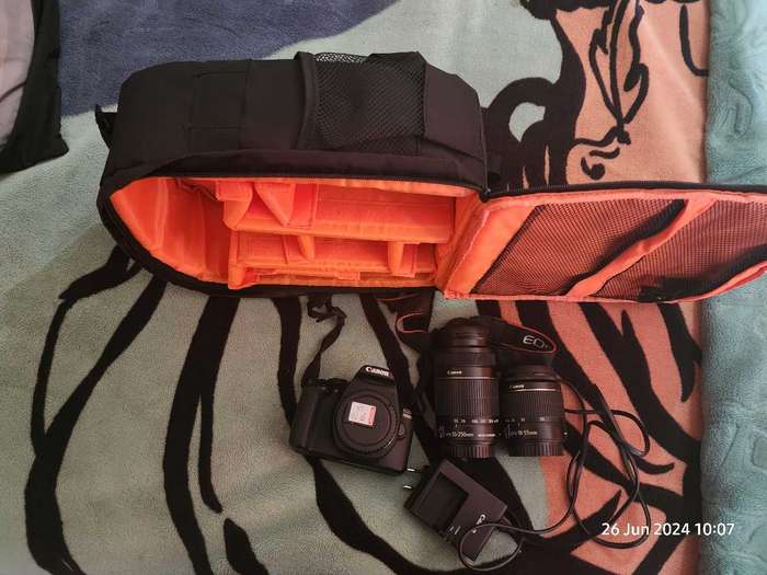 Canon 2000D