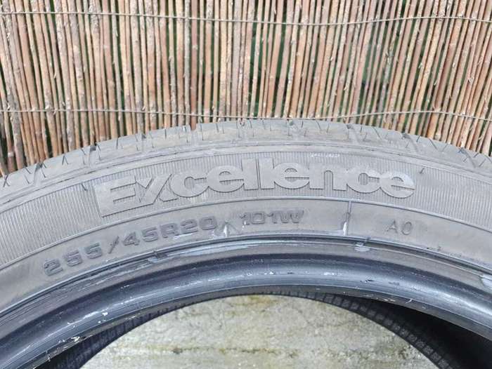 255/45/20 Goodyear Excellence good second hand tyres. Non runflat