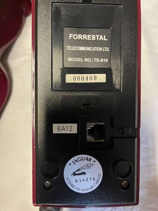 Jaguar Telephone