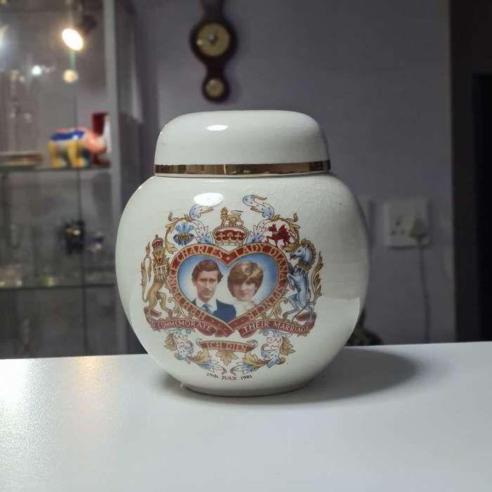 Sadler Tea Caddy Charles And Diana Royal Wedding Ceramic 1981 Tea Canister