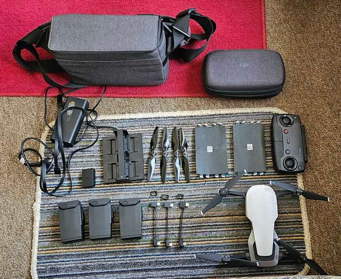 DJI Mavic Air Fly More Combo Arctic 4k Drone