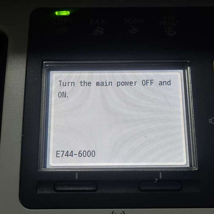 Canon MF8280CW laser jet color printer (read)