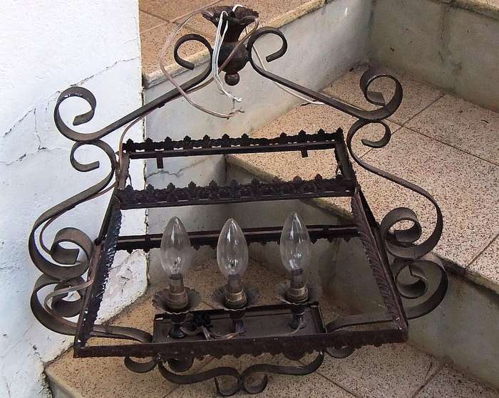 A MUST SEE !! AN AWESOME VINTAGE RUSTIC HANDMADE METAL CHANDELIER !! FIT FOR YOUR CASTLE !!