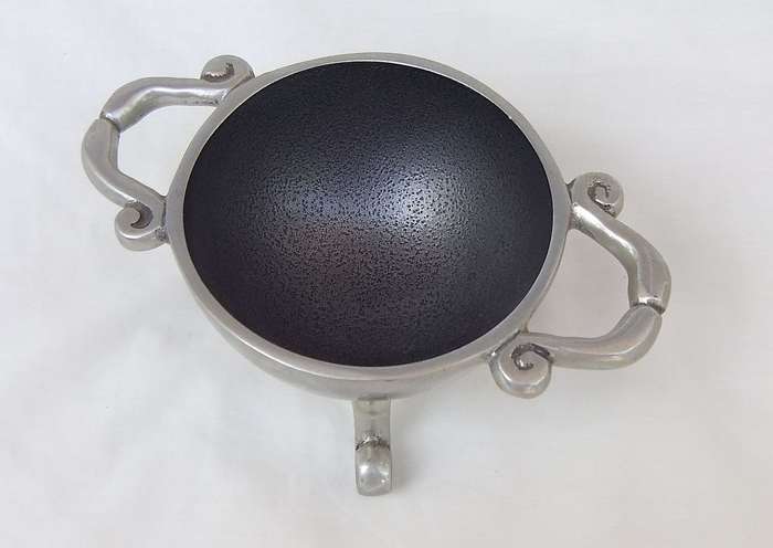 WOW !! A STUNNING CARROL BOYES STYLE CONDIMENT BOWL WITH SPOON IN UNUSED CONDITION !! MUST HAVE !!