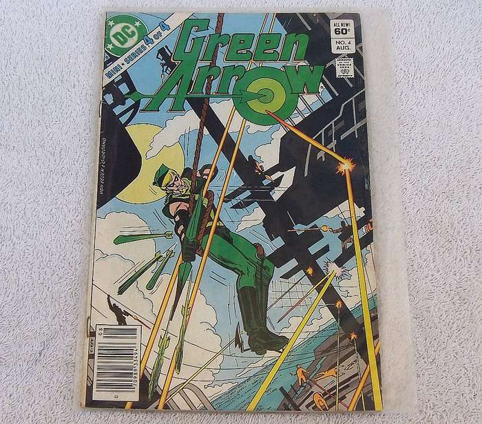 DC COMICS - 1983 GREEN ARROW #4