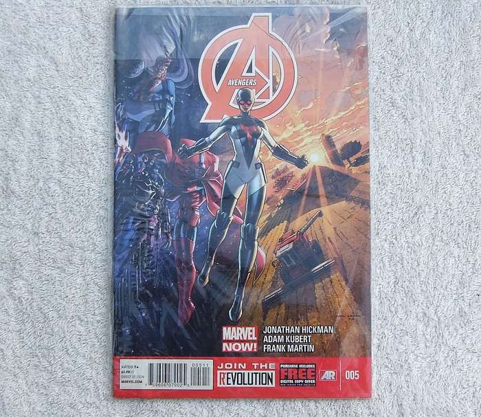 MARVEL - AVENGERS 005