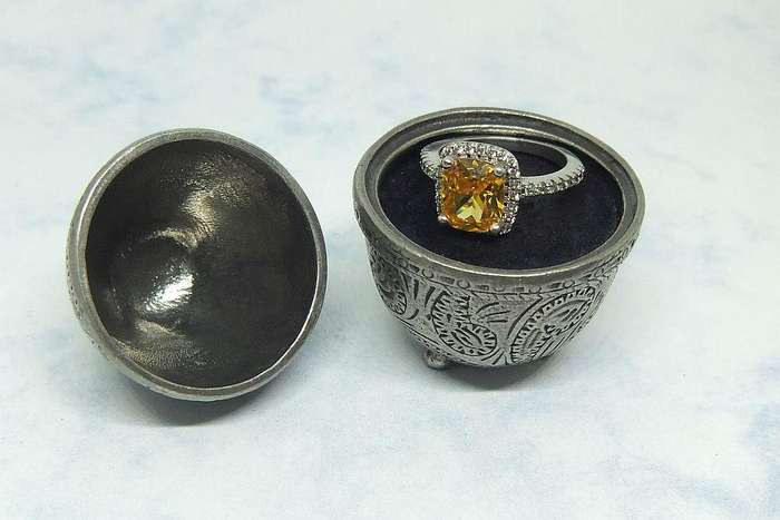 AN ADORABLE VINTAGE EGG SHAPED PEWTER TRINKET BOX WITH MAKERS STAMP ON BASE !! LOOKS IMPORTANT !!