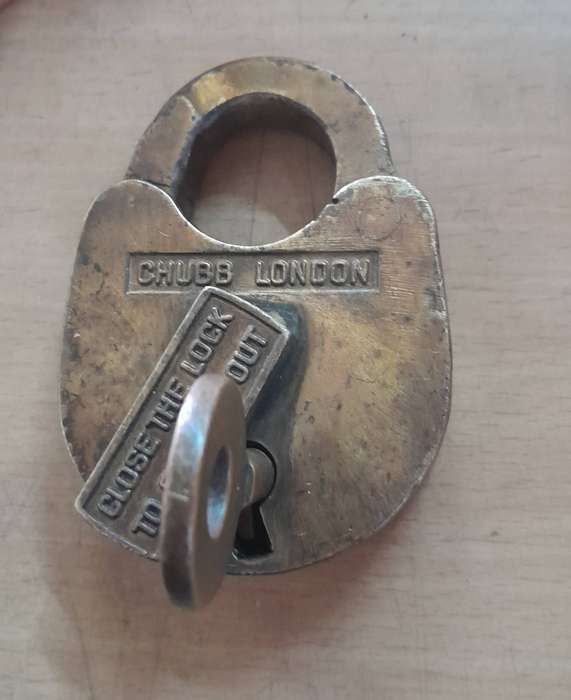 Chubb London Lock with key