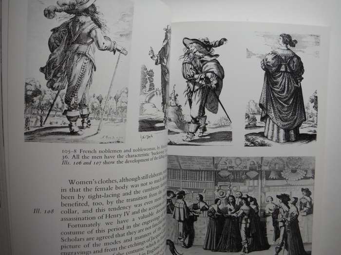 Costume and Fashion : A Concise History - Paperback - James Laver