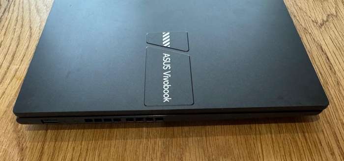 ASUS VivoBook 15 15.6", AMD Ryzen 7 7730U 2.00Ghz, 16GB RAM, 500GB SSD, VERY GOOD CONDITION!!!