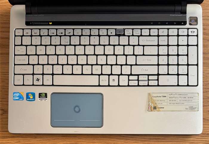 PB Easy Note TX86 15.6",GT420M 1GB VRAM , Intel Core i5-460M 2.53GHz, 4GB RAM, 500GB HDD, READ!!!