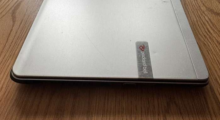 PB Easy Note TX86 15.6",GT420M 1GB VRAM , Intel Core i5-460M 2.53GHz, 4GB RAM, 500GB HDD, READ!!!