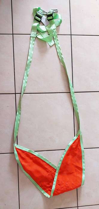 Kids Leaf Swing
