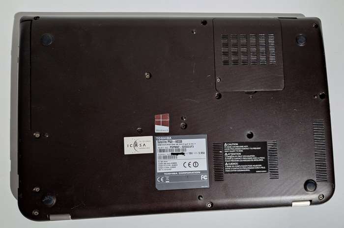 Toshiba P50T Touchscreen Laptop - 15-inch, i5, 6GB RAM, 240GB SSD