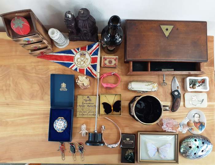 Collectable Antique & Vintage Items