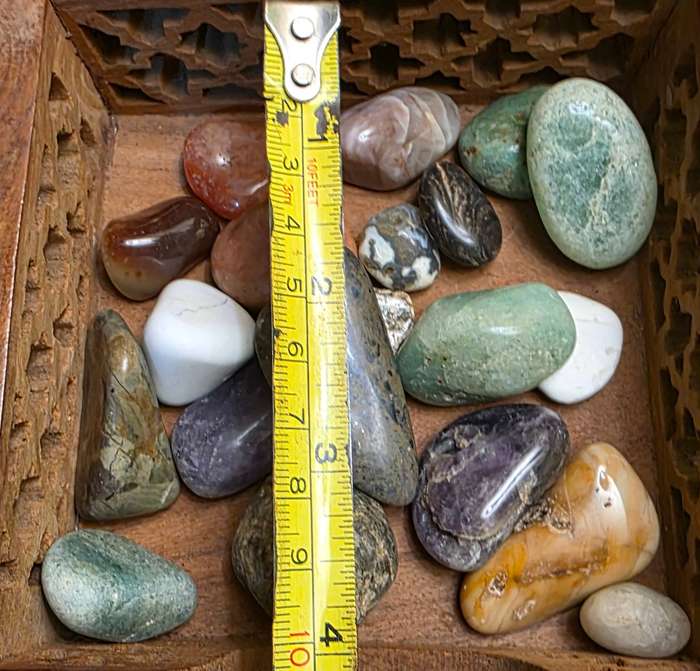 Tumble Stone and Crystals (03)  |  218 GRAMS  |
