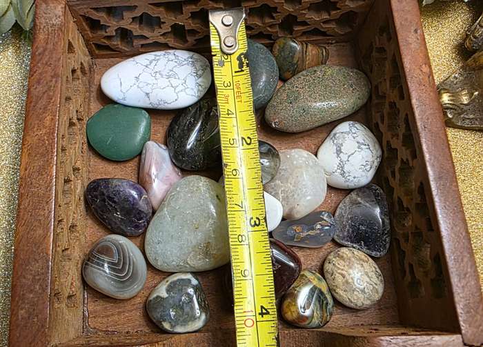 Tumble Stone and Crystals (08)   | 215 GRAMS  |