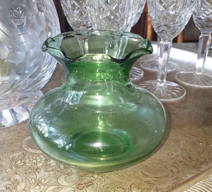 Mid-Century Green Glass Vase With Ruffle Edge