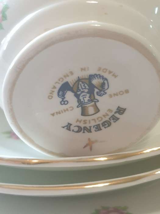 Vintage Regency Bone China Tea set with 6 Trio`s - Made in England