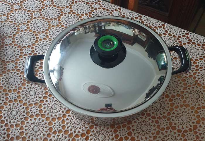 AMC Gourmet Roaster POT | SIZE ON PHOTOS |