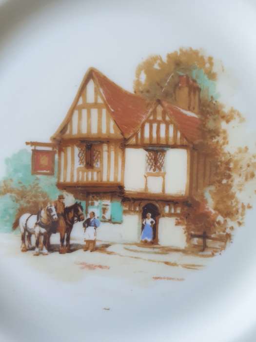 ROYAL DOULTON  | WALL PLATE |