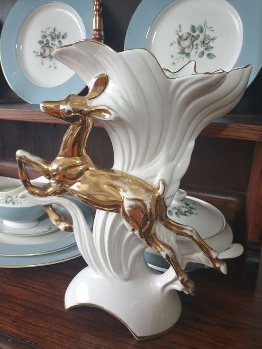 VINTAGE ITALIAN DEER ORNAMENT VASE | 24 CT GOLD | 01
