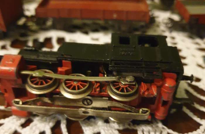 Märklin Locomotive and coaches etc | not tested | rare find |