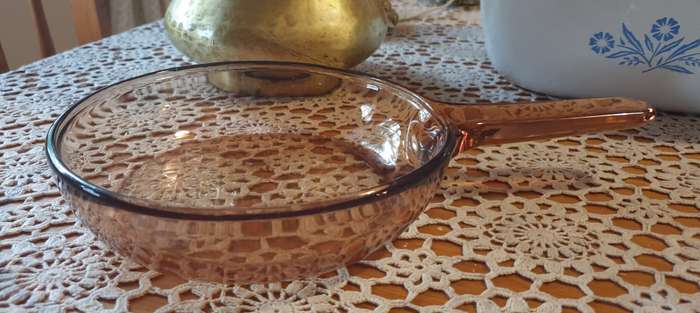 Corning Ware Vision Amber  Waffle Bottom Frying Pan Skillet