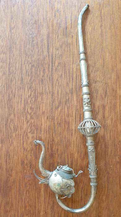 Ancient far-eastern opium pipa